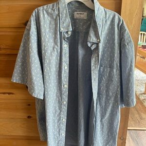Old navy button up shirt